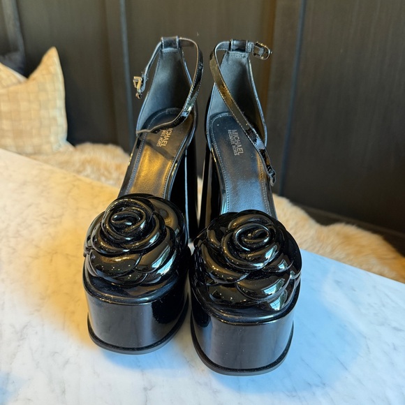 Michael Kors Elodie Patent Leather Platform Sandal - Picture 2 of 3